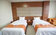 Bedroom 2 Apatel Kelapa Gading Boulevard 08