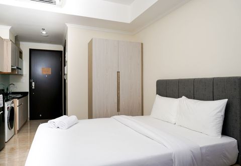 Kamar Tidur Studio Trendy at Menteng Park Apartment By Travelio
