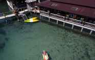 Bangunan 7 A La Koh Kood  Over Water Houses