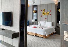 Bedroom 4 Muong Thanh Luxury Saigon Hotel