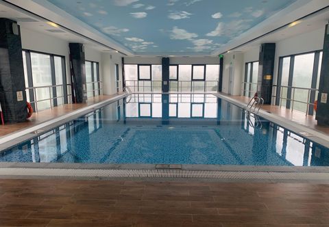 スイミングプール Flower's House