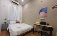 Bedroom 5 Room @ Jalan Loh Boon Siew Georgetown