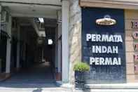 ภายนอกอาคาร Hotel Permata Indah Permai