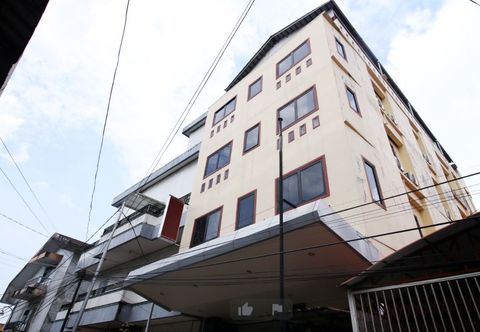 Exterior Aroma Home