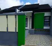 Exterior 4 ARSENIO HOMESTAY GISTING ( Syariah ) 