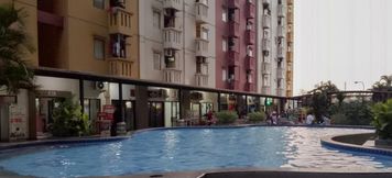 泳池 4 Cozy and Minimalist 2BR Apartment at Casablanca East Residence By Travelio