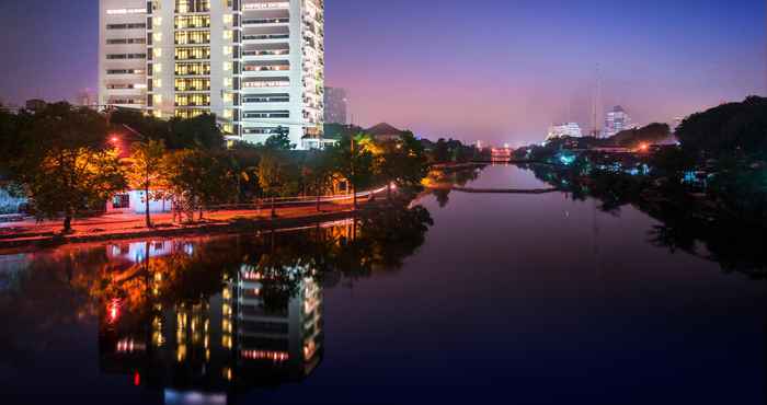 ภายนอกอาคาร Kayumanis Service Apartment Surabaya