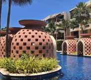 สระว่ายน้ำ 2 Marrakesh condo by Khun Wittaya