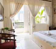 Bedroom 2 Aqua Nhu Huynh Hotel