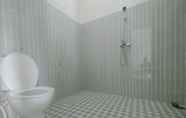 In-room Bathroom 7 Villa HC