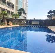 Swimming Pool 2 2BR Apartment at Galeri Ciumbuleuit near Parahyangan University By Travelio