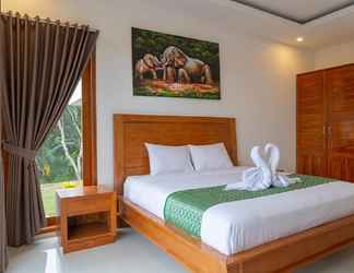 Kamar Tidur 2 Sari Sky Villa