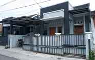 ล็อบบี้ 6 Comfy 3 BR Kenanga Homestay Wonocatur