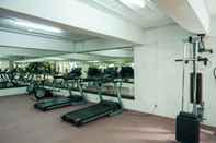 Fitness Center Spacious Studio Gardenia Boulevard Apartment Near Kemang