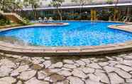 Kolam Renang 4 Best and Homey Studio 25 Kebagusan City Apartment By Travelio