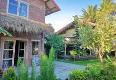 Exterior 2 LES RIZIERES TETEBATU