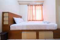 Kamar Tidur Nice Green Bay Pluit 2BR Apartment With Direct Access To Shopping Center By Travelio