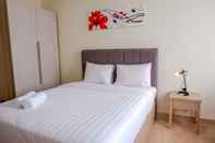 Bilik Tidur New Furnished and Simple Studio Menteng Park Apartment By Travelio 