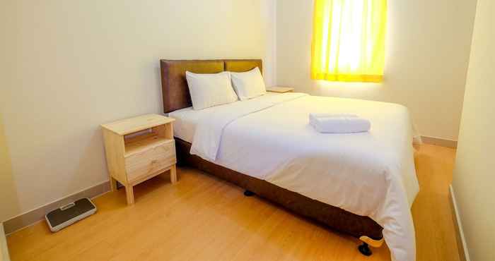 Bedroom Nice and Simple Style 2 BR Grand Palace Kemayoran Apartment By Travelio