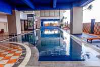 Swimming Pool Comfy 2BR Apartment @ Mangga Dua Residence near ITC Mall By Travelio