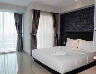 Kamar Tidur 2 Modern Studio at Tamansari The Hive Cawang by Travelio