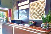 Lobby Hotel Kencana Rembang