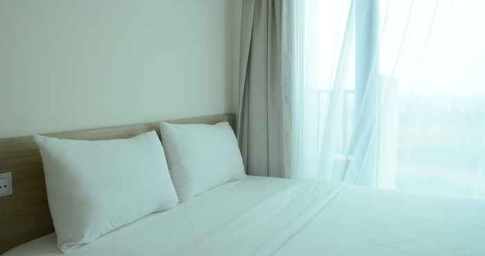 Kamar Tidur Homey and Brand New Studio Tree Park Apartment near ICE BSD By Travelio