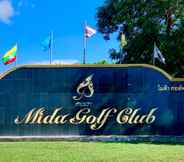 Exterior 2 Mida Golf Club