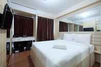 Bedroom Strategic Simply Studio Tifolia Apartment near Kelapa Gading By Travelio