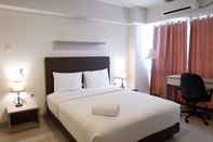 Bedroom Best Price and Cozy Studio Apartment The H Residence near MT Haryono By Travelio