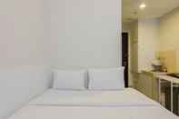 Kamar Tidur Simply Comfy Studio Saveria Apartment near ICE BSD By Travelio