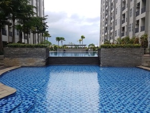 Kolam Renang 4 Simply Comfy Studio Saveria Apartment near ICE BSD By Travelio