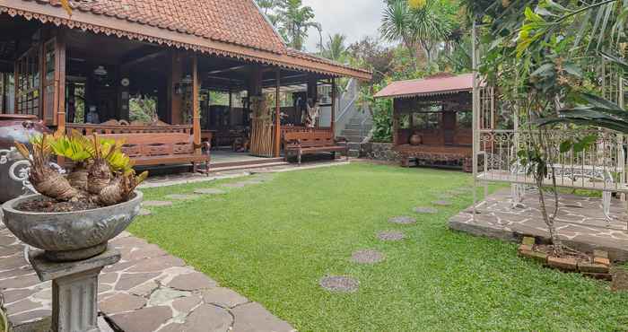 Lobby Teratai Boutique Villa