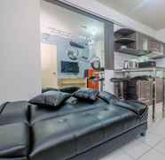 ล็อบบี้ 3 Cozy Living and Fully Funished 2BR Kalibata City Apartment By Travelio