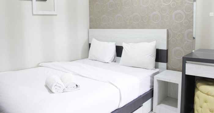 ห้องนอน Simply Homey at 2BR Parahyangan Residence Apartment By Travelio