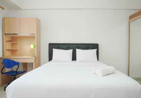 Bedroom Minimalist Style Studio at Park View Condominium Apartment near Mall By Travelio