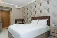 Kamar Tidur Relaxing Studio Signature Park Tebet Apartment By Travelio