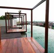 Swimming Pool 3 Comfy Homey Studio Apartment @ Grand Kamala Lagoon By Travelio