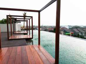 Kolam Renang 4 Comfy Homey Studio Apartment @ Grand Kamala Lagoon By Travelio