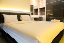 침실 Brand New 1BR Brooklyn Apartment near BINUS Alam Sutera By Travelio