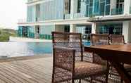 Swimming Pool 4 Brand New 1BR Brooklyn Apartment near BINUS Alam Sutera By Travelio