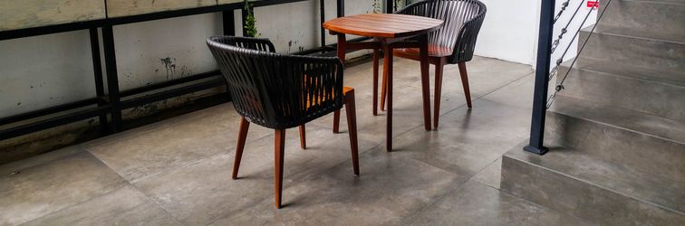 로비 Brand New 1BR Brooklyn Apartment near BINUS Alam Sutera By Travelio