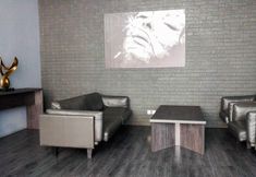 로비 7 Brand New 1BR Brooklyn Apartment near BINUS Alam Sutera By Travelio