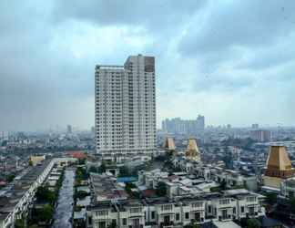 Bangunan 2 Comfy 2BR Cosmo Residence Apartment near Thamrin City Mall By Travelio