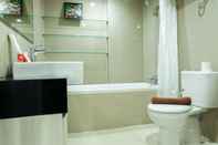 Toilet Kamar Highest Value Studio Room Azalea Suites Apartment By Travelio