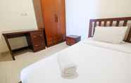 Bedroom 2 Spacious and Nice 2BR Bellezza Apartment By Travelio