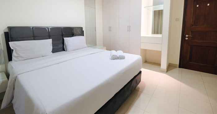 Kamar Tidur Spacious and Nice 2BR Bellezza Apartment By Travelio