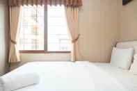 Kamar Tidur Exclusive and Antique 3BR at Grand Setiabudi Apartment By Travelio