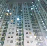 Exterior 5 Comfortable 1BR Pancoran Riverside Apartment near Kalibata City By Travelio