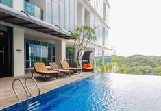 Swimming Pool 3 Comfy with Pool View Brooklyn Studio Apartment near IKEA By Travelio